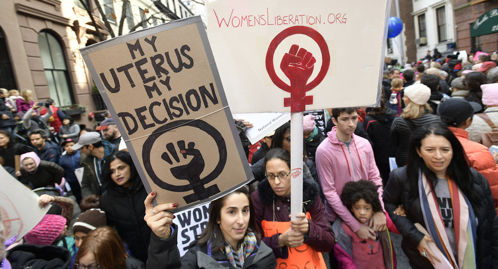 Sign saying My Uterus, My Decision