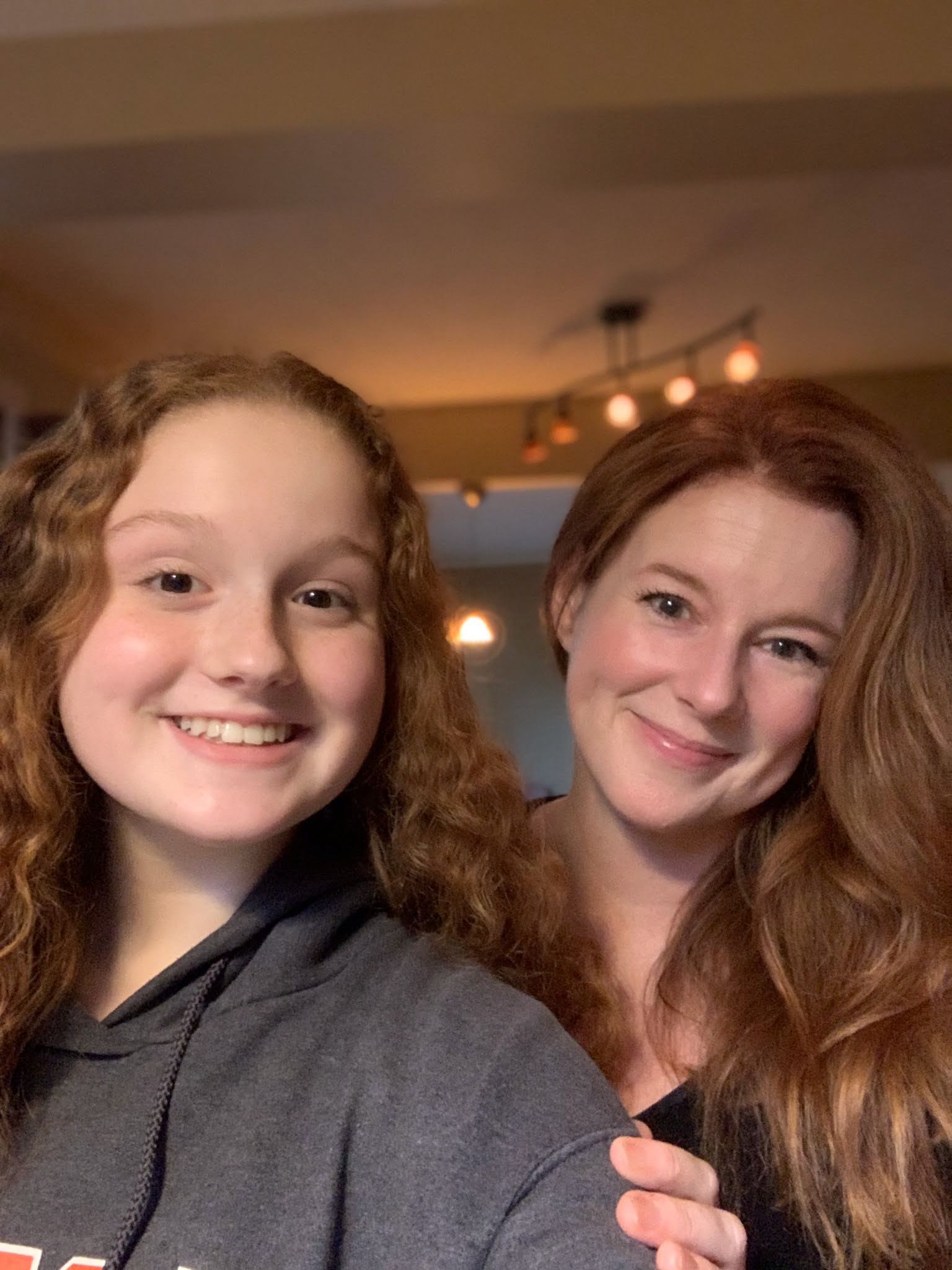 Image of a mom and a daughter